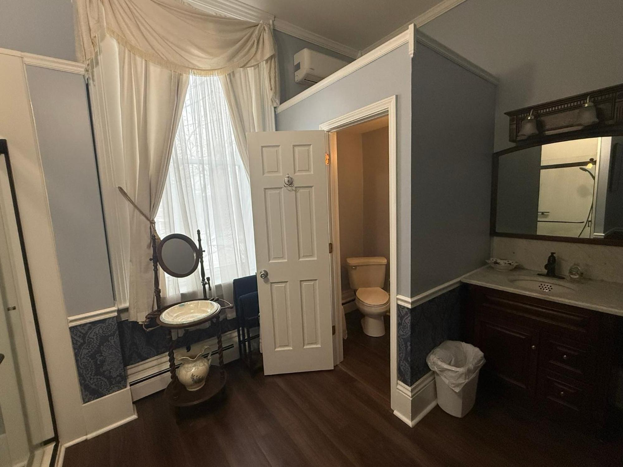 The Gridley Inn B&B 워털루 외부 사진